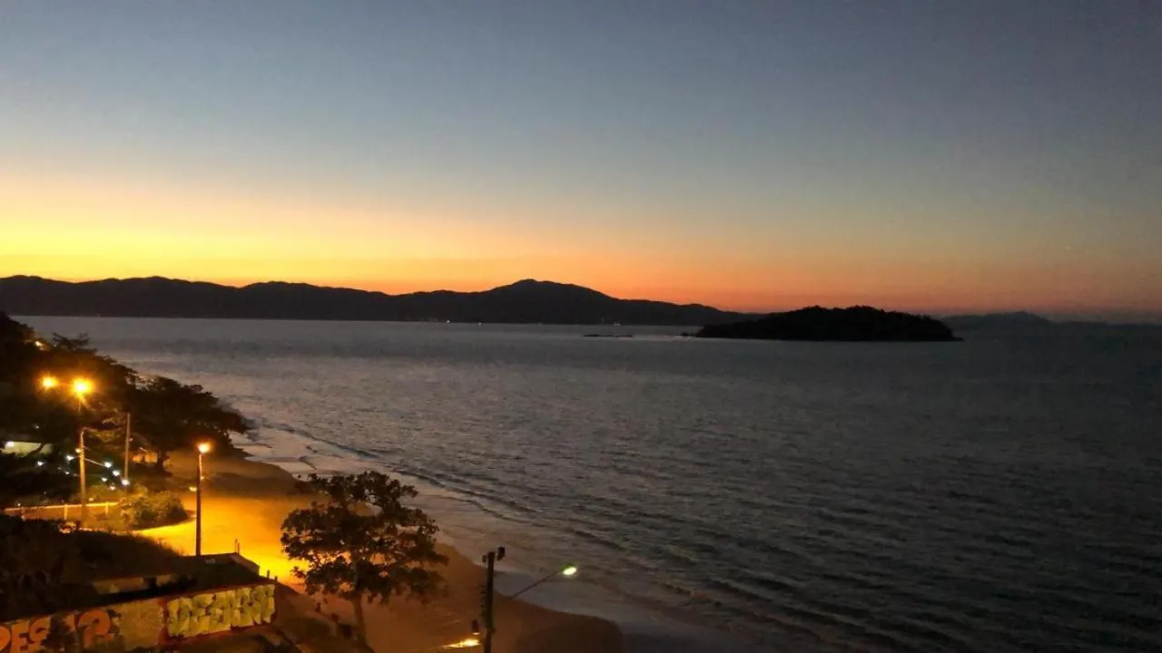 FlorianópolisCobertura Frente Ao Mar公寓 0*, Florianópolis 巴西