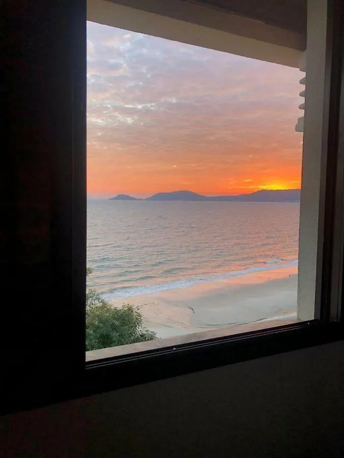 FlorianópolisCobertura Frente Ao Mar公寓 巴西